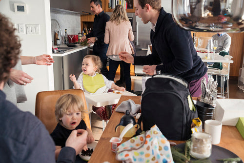 Why Meal Delivery Is a Game-Changer for Busy Professionals and Parents