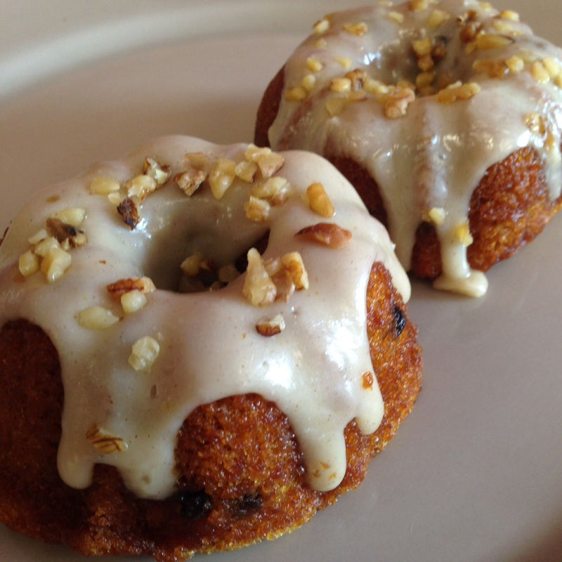 Pumpkin Spice Baby Bundt Cakes