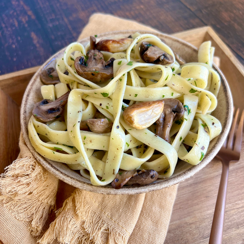 Fettuccine with Mushrooms, Garlic and Truffle Oil