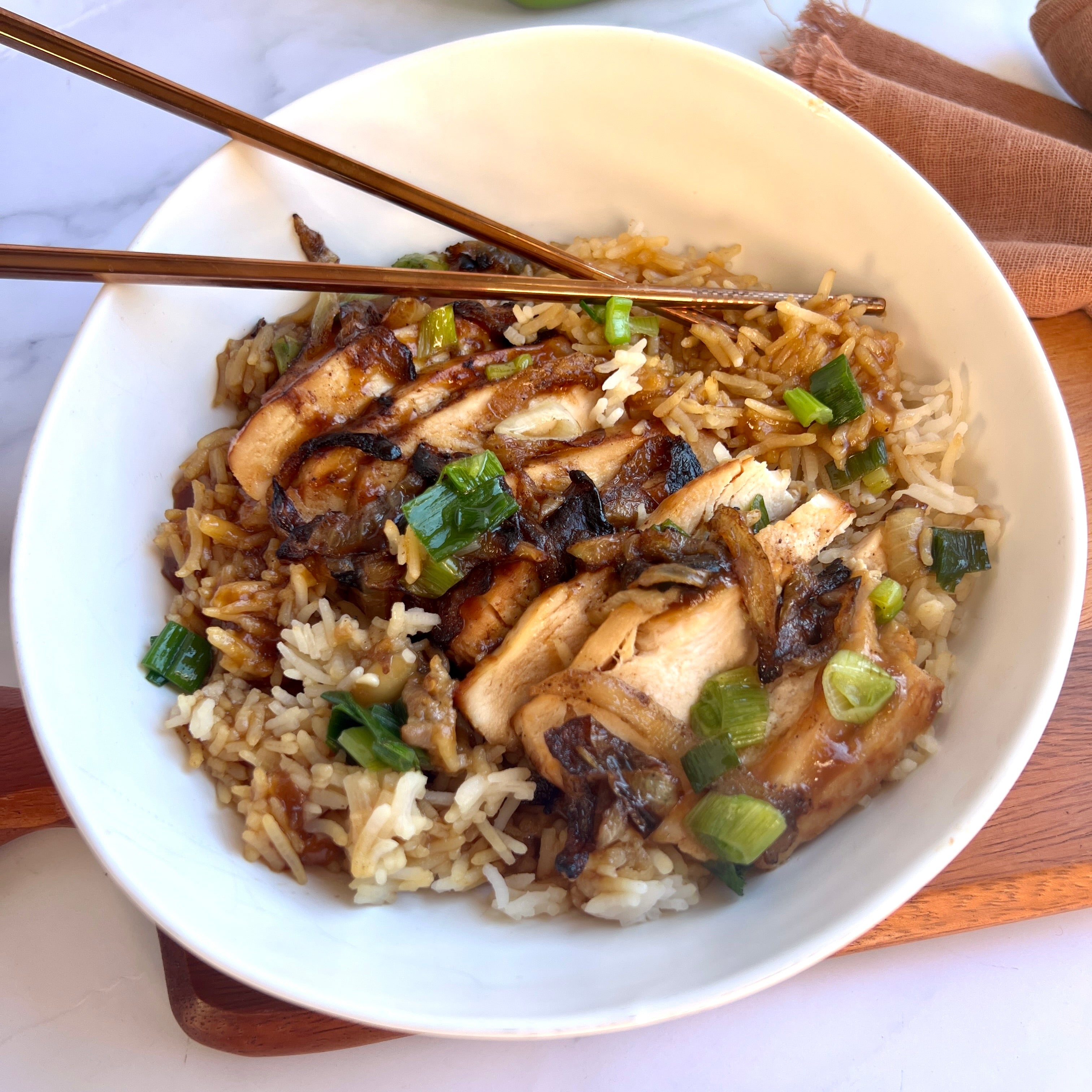 Mongolian Chicken Over Garlic Rice